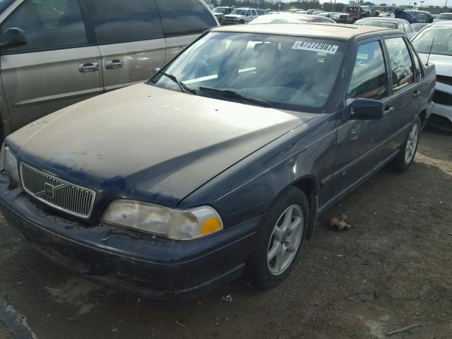 YV1LS5676W3520746 - 1998 VOLVO S70 GLT BLUE photo 2