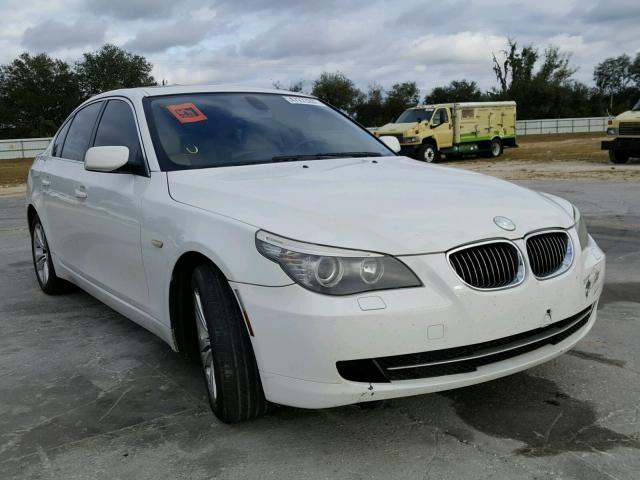 WBANU5C51AC126735 - 2010 BMW 528 I WHITE photo 1