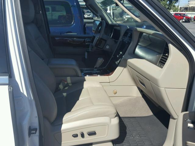 5LMJJ3J50CEL04085 - 2012 LINCOLN NAVIGATOR 白色 照片 5