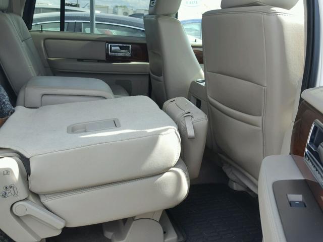 5LMJJ3J50CEL04085 - 2012 LINCOLN NAVIGATOR 白色 照片 6