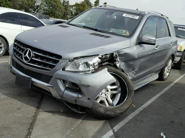 4JGDA5JB7FA460184 - 2015 MERCEDES-BENZ ML 350 GRAY photo 2