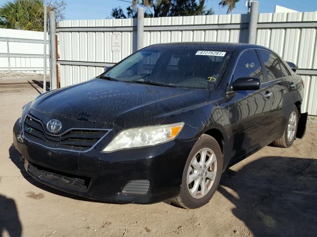 4T1BF3EK1AU075993 - 2010 TOYOTA CAMRY BASE BLACK photo 2