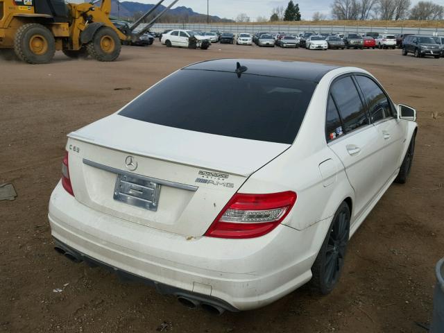 WDDGF7HB7AF476889 - 2010 MERCEDES-BENZ C 63 AMG WHITE photo 4