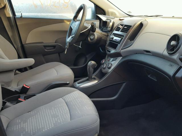 1G1JA5SH8C4224205 - 2012 CHEVROLET SONIC LS 蓝色 照片 5