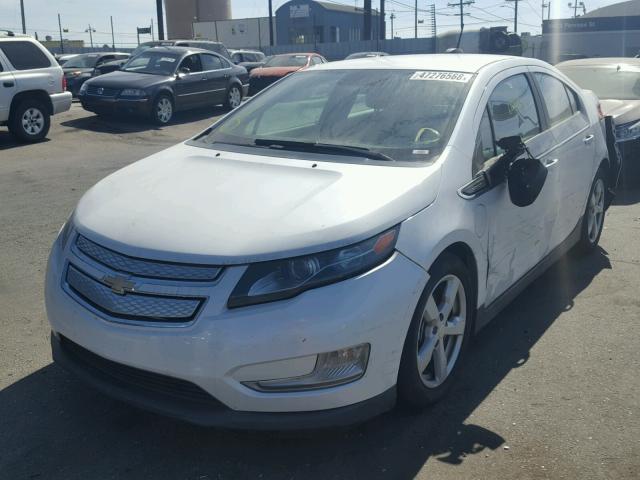 1G1RD6E49FU123073 - 2015 CHEVROLET VOLT WHITE photo 2