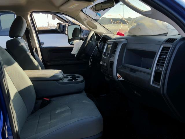 3C6UR5HJ0HG662354 - 2017 RAM 2500 ST BLUE photo 5