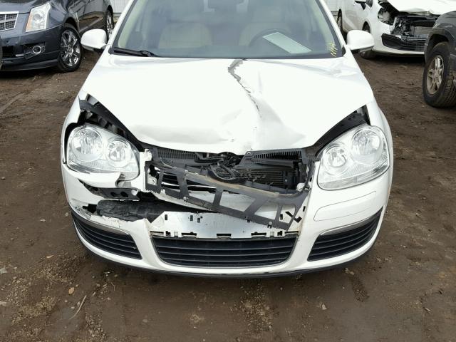 3VWAZ7AJ3AM078617 - 2010 VOLKSWAGEN JETTA LIMI WHITE photo 7