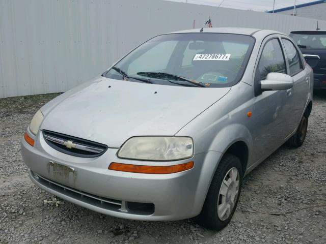 KL1TD52634B171889 - 2004 CHEVROLET AVEO SILVER photo 2