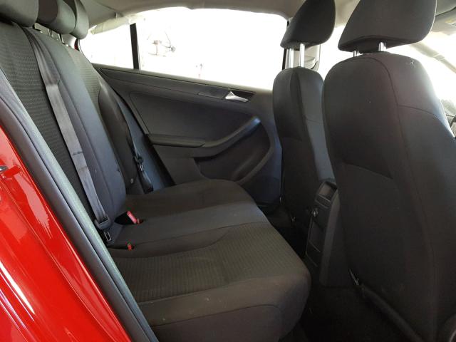 3VW1K7AJ3FM334699 - 2015 VOLKSWAGEN JETTA BASE RED photo 6