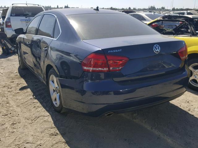 1VWBP7A36CC109472 - 2012 VOLKSWAGEN PASSAT SE BLUE photo 3