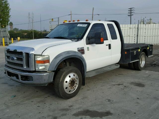 1FDAX56R68EB24478 - 2008 FORD F550 SUPER WHITE photo 2