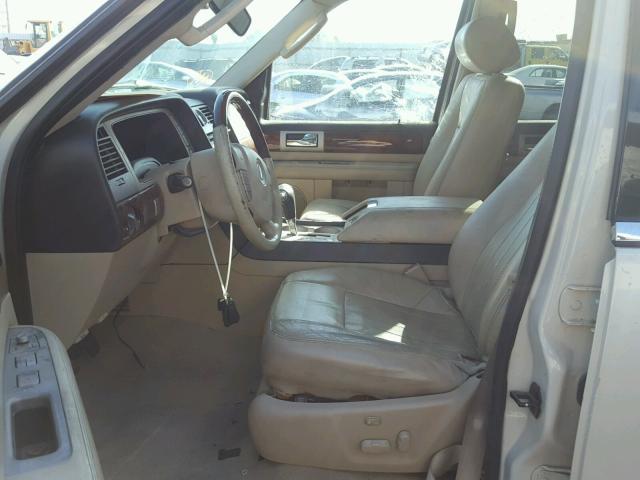 5LMFU27516LJ02628 - 2006 LINCOLN NAVIGATOR 奶油色 照片 5