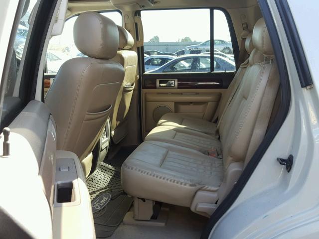 5LMFU27516LJ02628 - 2006 LINCOLN NAVIGATOR 奶油色 照片 6