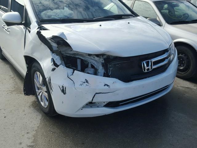 5FNRL5H67FB008367 - 2015 HONDA ODYSSEY EX WHITE photo 9