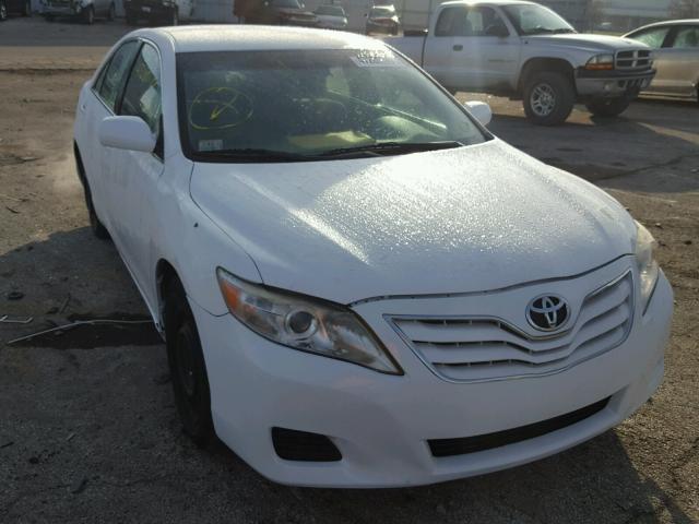 4T4BF3EKXBR210721 - 2011 TOYOTA CAMRY BASE WHITE photo 1