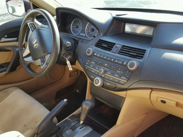 1HGCS12398A030299 - 2008 HONDA ACCORD LX- WHITE photo 9