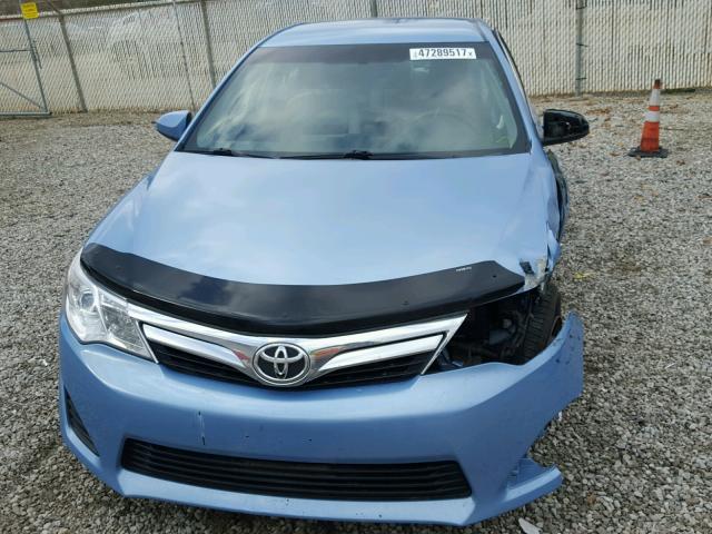 4T1BF1FKXCU629375 - 2012 TOYOTA CAMRY BASE BLUE photo 9