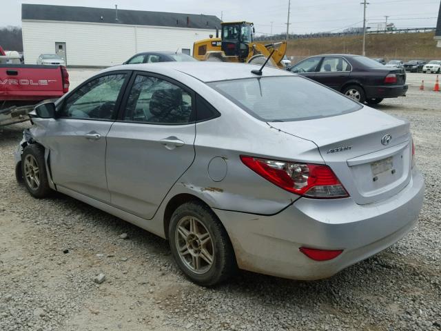 KMHCT4AE4DU311043 - 2013 HYUNDAI ACCENT GLS SILVER photo 3