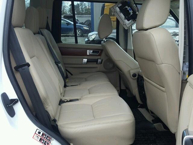 SALAK2D4XBA588602 - 2011 LAND ROVER LR4 HSE LU WHITE photo 6