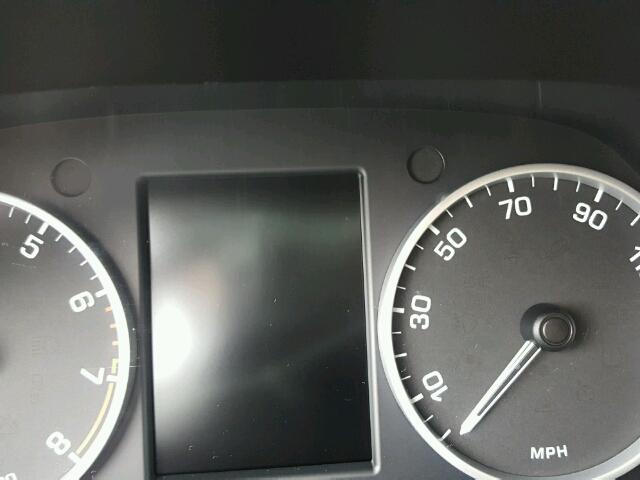 SALAK2D4XBA588602 - 2011 LAND ROVER LR4 HSE LU WHITE photo 8