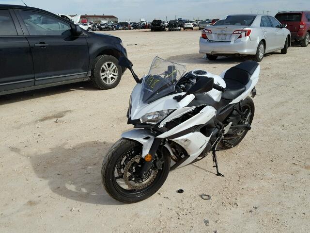 JKAEXEJ10HDA00488 - 2017 KAWASAKI EX650 J თეთრი ფოტო 2