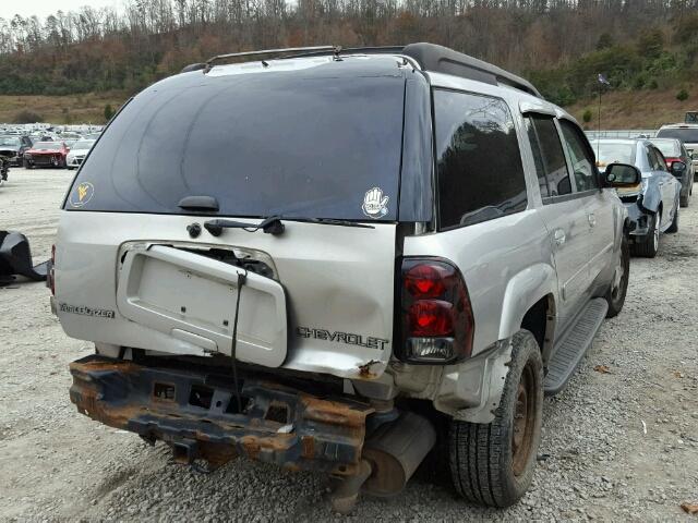 1GNET16S446142924 - 2004 CHEVROLET TRAILBLAZE SILVER photo 4