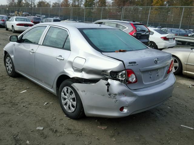 2T1BU4EE9AC393304 - 2010 TOYOTA COROLLA BA SILVER photo 3