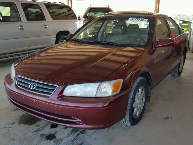 JT2BG22K8Y0482381 - 2000 TOYOTA CAMRY CE MAROON photo 2