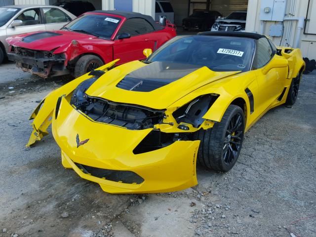 1G1YU2D60F5603617 - 2015 CHEVROLET CORVETTE S YELLOW photo 2