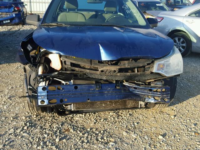 1FAHP32NX8W226568 - 2008 FORD FOCUS S/SE BLUE photo 9