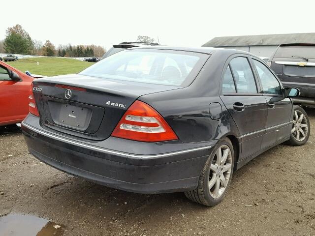 WDBRF84J93F383055 - 2003 MERCEDES-BENZ C 320 4MAT BLACK photo 4