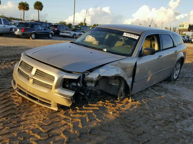 2D4FV47T58H172697 - 2008 DODGE MAGNUM BEIGE photo 2