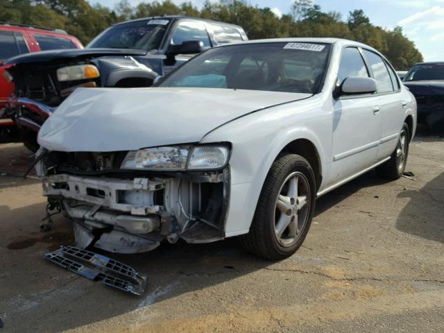 JN1CA21D9WM917577 - 1998 NISSAN MAXIMA GLE WHITE photo 2