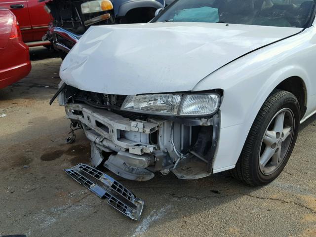 JN1CA21D9WM917577 - 1998 NISSAN MAXIMA GLE WHITE photo 9