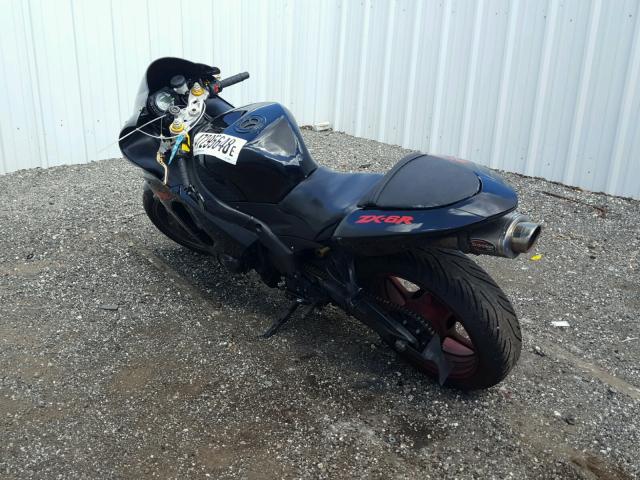 JKBZXJC156A043951 - 2006 KAWASAKI ZX636 C1 BLACK photo 3