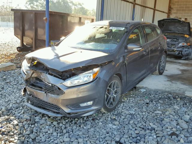 1FADP3K20FL292095 - 2015 FORD FOCUS SE GRAY photo 2