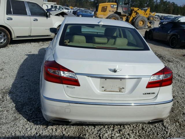 KMHGC4DD3CU174843 - 2012 HYUNDAI GENESIS 3. WHITE photo 9