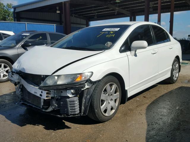 2HGFA1F55AH564063 - 2010 HONDA CIVIC LX WHITE photo 2