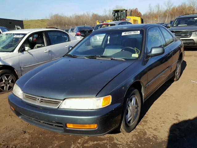 1HGCD7157VA028837 - 1997 HONDA ACCORD EX GREEN photo 2