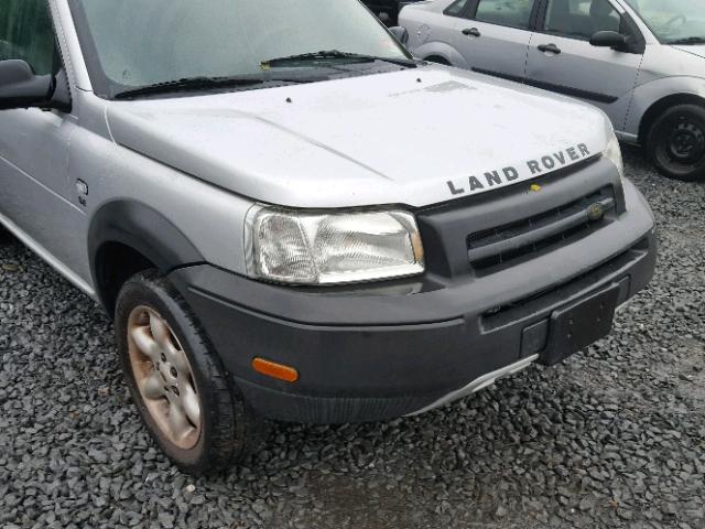 SALNY222X2A213262 - 2002 LAND ROVER FREELANDER SILVER photo 9