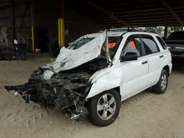 KNDJF724X97556056 - 2009 KIA SPORTAGE L WHITE photo 2