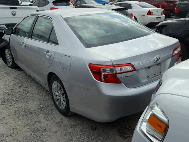 4T4BF1FK4CR197341 - 2012 TOYOTA CAMRY BASE SILVER photo 3