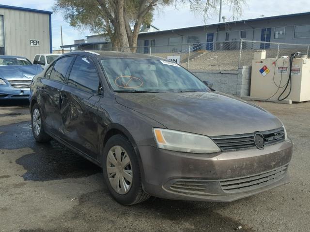 3VW2K7AJ0EM236894 - 2014 VOLKSWAGEN JETTA BASE BROWN photo 1