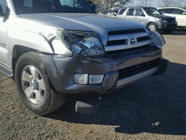 JTEBU14R830018824 - 2003 TOYOTA 4RUNNER SR SILVER photo 9