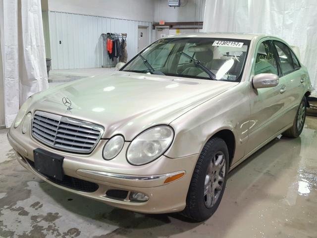 WDBUF82J25X174198 - 2005 MERCEDES-BENZ E 320 4MAT TAN photo 2