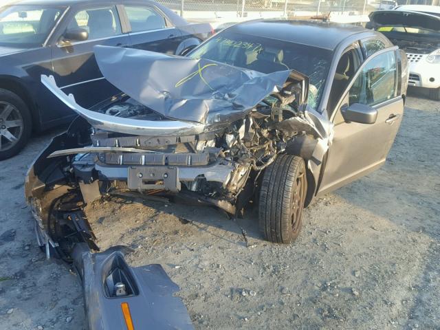 3FAHP0HA4AR236430 - 2010 FORD FUSION SE GRAY photo 2