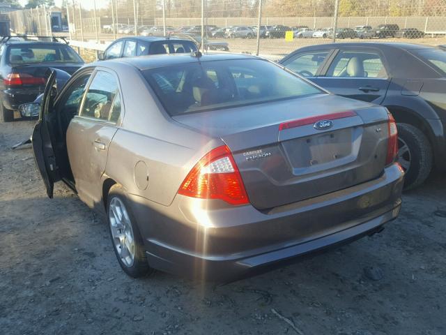 3FAHP0HA4AR236430 - 2010 FORD FUSION SE GRAY photo 3