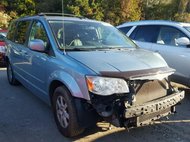 2A4RR8DX8AR392634 - 2010 CHRYSLER TOWN & COU BLUE photo 1