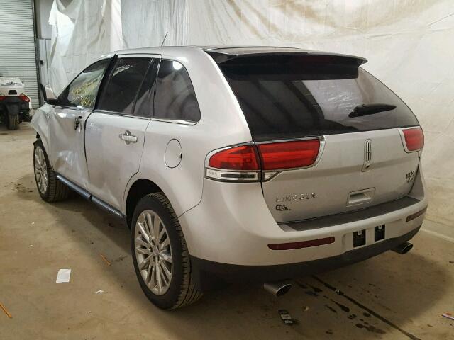 2LMDJ8JK9BBJ13394 - 2011 LINCOLN MKX SILVER photo 3