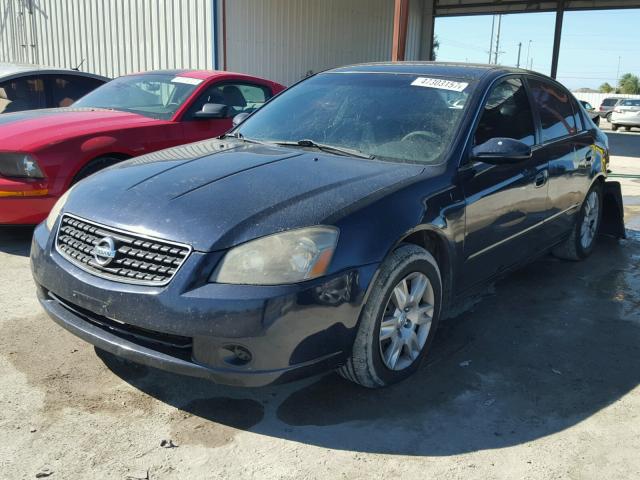 1N4AL11D25C382708 - 2005 NISSAN ALTIMA S BLUE photo 2